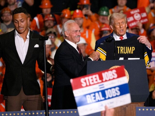 Steelers Respond to Fans Angered by Players’ Presence at Trump Rally