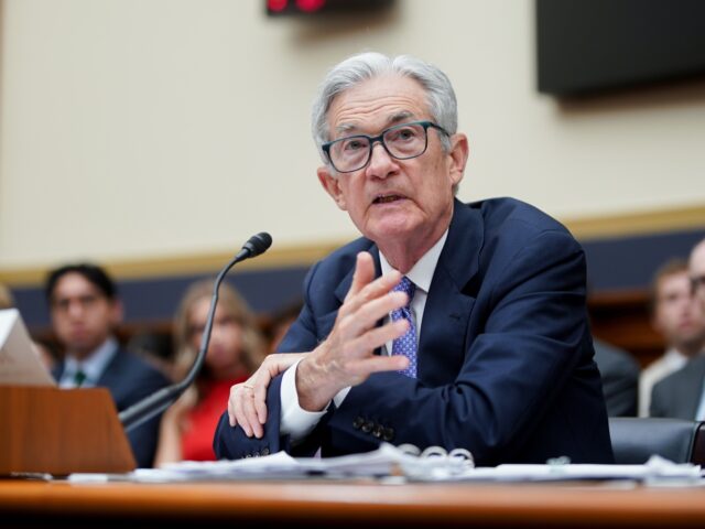 Federal Reserve Chief: We Don’t Need Migration to Grow the Economy