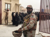 Pakistan Closes Border with Iran as Israeli Strikes Continue