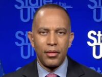 Hakeem Jeffries Says Dems Will Take Control of House Next Year