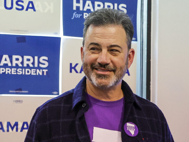 LAS VEGAS, NEVADA - OCTOBER 21: Jimmy Kimmel smiles as he thanks volunteer workers at a De
