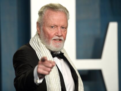 Jon Voight Rips ‘Fool’ Gavin Newsom for Blaming Trump for ‘Barbaric’ Anti-Ice Riots: ‘All