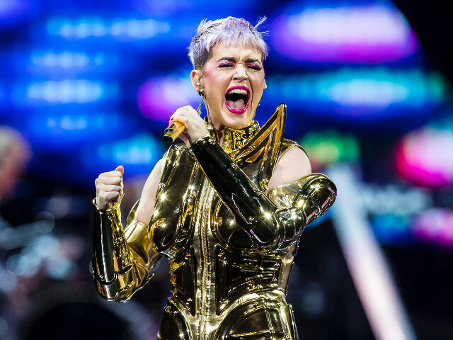 katyperry STOCKHOLM, SWEDEN - JUNE 10: Katy Perry performs in concert during her "WITNESS: THE