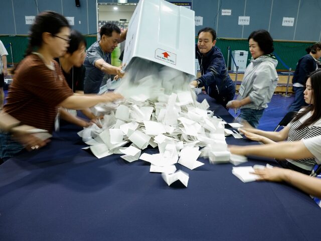 SEOUL, SOUTH KOREA - JUNE 03: Officials from the South Korean Central Election Management