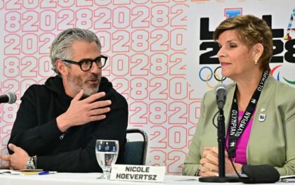 LA28 Chair President Casey Wasserman (L) and IOC Vice President and LA28 Coordination Comm