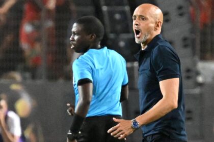 Mamelodi Sundowns coach Miguel Cardoso gives instructions