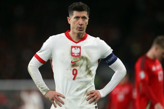 Robert Lewandowski is boycotting the Poland team