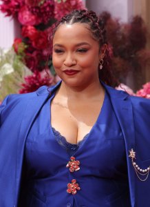 Alex Isley performs 'Good & Plenty' at Tiny Desk concert