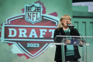 Donna Kelce, Lisa Rinna among 'Traitors' Season 4 cast