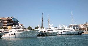 European prosecutors raid networks importing illegal Chinese goods