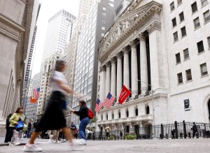 May PCE: Fed's preferred inflation gauge rises 0.1% higher than expected