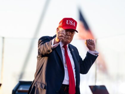 President Donald Trump thanks the crowd after remarks at the Salute to America Celebration