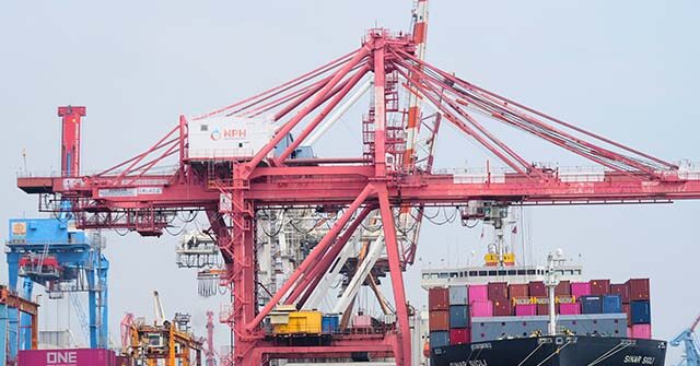 Trump: Indonesia Agrees to Pay 19 Percent Tariff, Open Up Market to U.S.