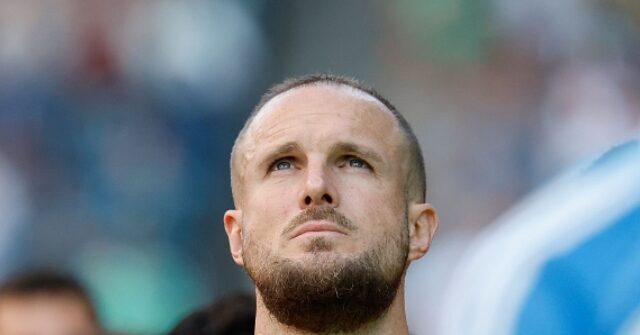Sounders Goalie Stefan Frei Carted Off Field after Scary Head Injury