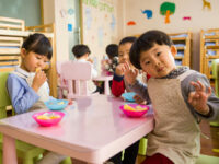 China: School Caught Pouring Paint into Kindergarteners’ Food, Poisoning Hundreds