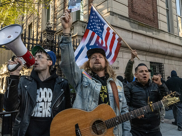NEW YORK, NEW YORK - APRIL 25: Israel supporters, including Christian evangelical Sean Feu