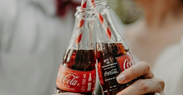 MAHA: Steak 'n Shake Says It Will Offer Coca Cola with Real Cane Sugar
