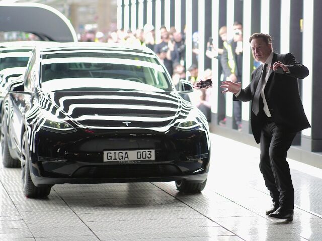 Not So Robo: Elon Musk Introduces Tesla Taxi Service with Human Drivers in San Francisco