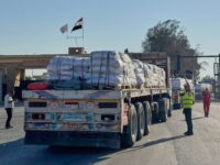 Report: More than Half of Aid Trucks from Egypt to Gaza Looted Sunday