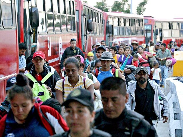 MEXICO-HONDURAS-US-MIGRATION Central American migrants -mostly Hondurans- moving in a caravan towards the United States