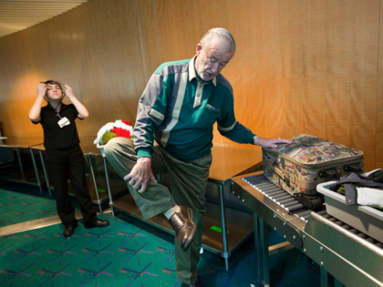 Report: TSA No Longer Requiring Travelers to Remove Shoes at Airports Due to Improved Scanning Mach