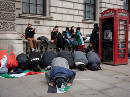‘Disaster’ — Mass Migration Driving Record Population Growth in Britain