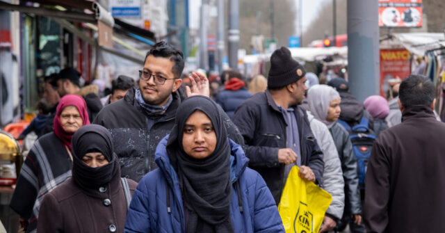 White Flight: Lawmaker Lifts Lid on Balkanising Britain