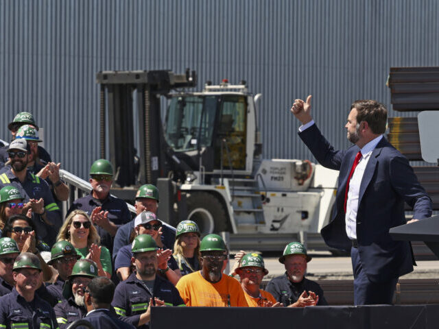 HUGER, SOUTH CAROLINA - MAY 1: U.S. Vice President JD Vance gives a thumbs up after speaki