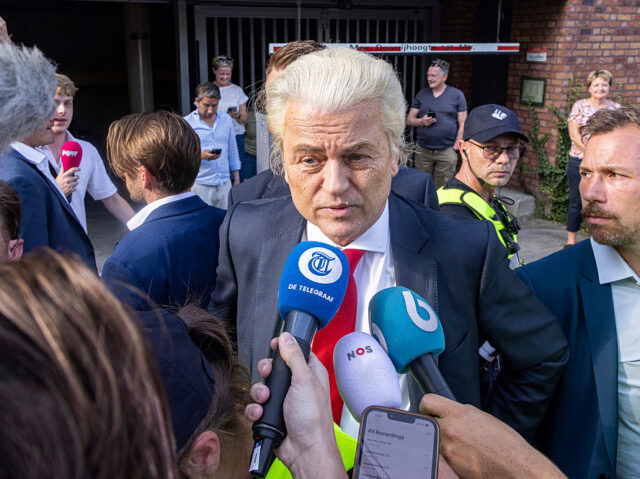 ‘Great Week’: Wilders Celebrates Asylum Seeker Crackdown Law Passing Dutch Parliament