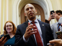 Hakeem Jeffries: If Big Beautiful Bill Passes, a ‘Deportation Machine Will Be Unleashed on St
