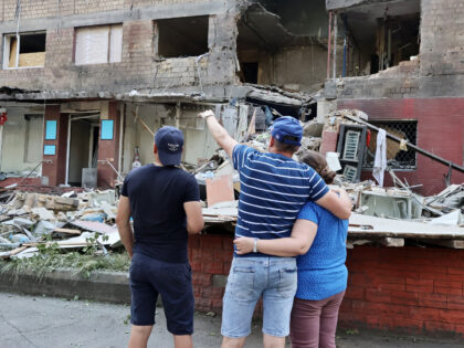Russia and Ukraine Trade Hundreds of Drone Strikes, Disrupting Air Traffic