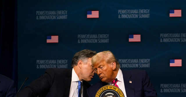 GOP Sen. McCormick: We Wouldn't Want Dem Admin. Controlling Spirit Airlines, Trump Doing It Undercuts Free Market