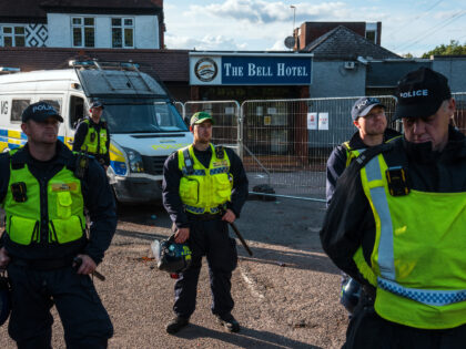 UK Hotel Migrants Accused of Hundreds of Crimes, Including Rape and Sex Assault: Report