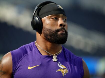 Ex-NFL Player Everson Griffen Removed from Flight After ‘Unruly Behavior’