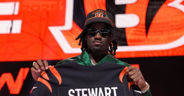 Bengals Owner Refuses Full Guarantee Amid Stewart Jail Clause Dispute
