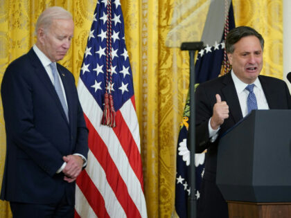 Ex-Biden Chief Ron Klain Arrives for Closed-Door Interview with House Oversight Committee