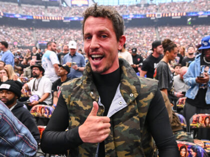 Pro-Trump Comedian Tony Hinchcliffe Dethrones Joe Rogan on YouTube Podcast Chart