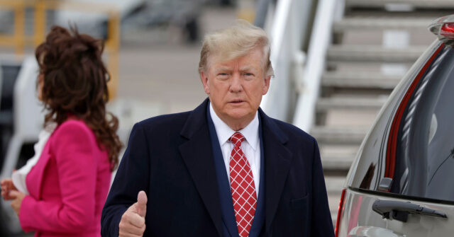 Trump Will Meet with EU on Sunday to Work on Trade Deal