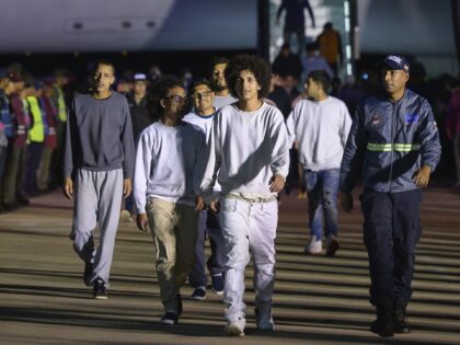 ICE Memo Says Migrants Can Be Deported to Third Countries