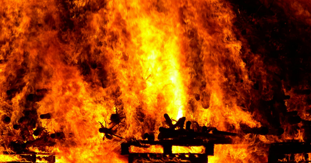 Man Dead, Wife in Critical Condition As Fireworks Allegedly Set Los Angeles Neighborhood Ablaze