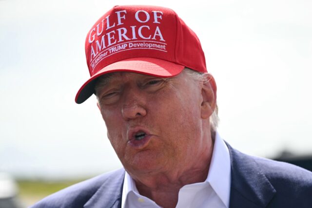 Some analysts believe US President Donald Trump's letters to trading partners are a w