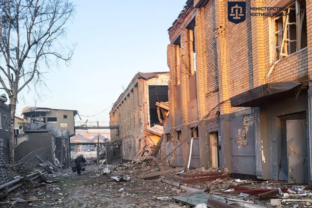 Four bombs hit the prison, Ukraine's justice ministry said