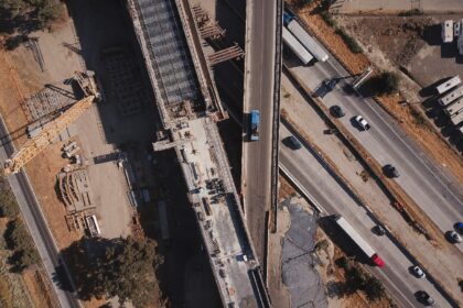 The dream of a high-speed train service linking the California cities of Los Angeles and S