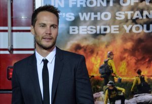 'Dark Wolf' teaser: Taylor Kitsch stars in 'Terminal List' prequel
