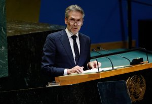 Dutch government expels top Israeli officials over Gaza, commits aid