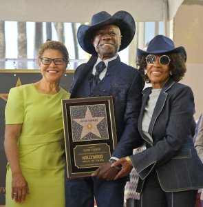 Glynn Turman honored with Hollywood Walk of Fame star