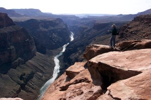 Hiker dies in Grand Canyon as park rangers warn of extreme heat