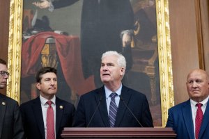 Industry praises slate of crypto bills, economists unsure of promise