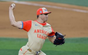 Padres trade for Athletics' All-Star closer Mason Miller, JP Sears