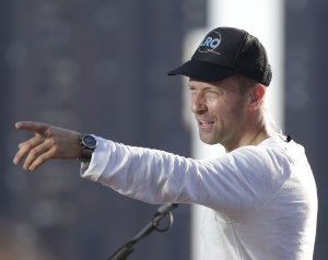 Tech firm CEO resigns amid Coldplay concert kiss cam controversy